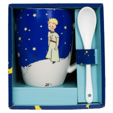 Taza con cuchara enesco el principito bajo el cielo estrellado