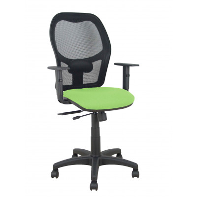 Silla Alocén traslack malla negra asiento bali pistacho brazos regulables