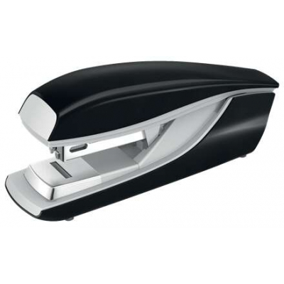 Petrus 236 Grapadora Metalica de Sobremesa - Grapa hasta 30 Hojas - Grapado Plano puede ser Clavado - Color Negro