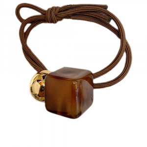 GOMA con adorno figura cubo y bola 1 u