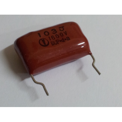 Condensador Poliester 10nF 1600Vdc R22.5mm