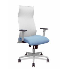 Piqueras y Crespo Sillón Sahuco blanco bali azul cielo brazos blancos base blanca ruedas parqué 65mm