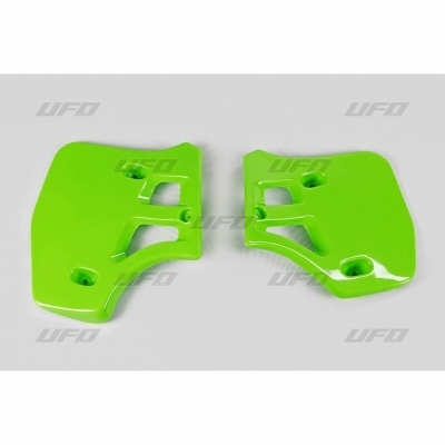 Plásticos laterales de radiador UFO Kawasaki verde KA02712-026 KA02712#026