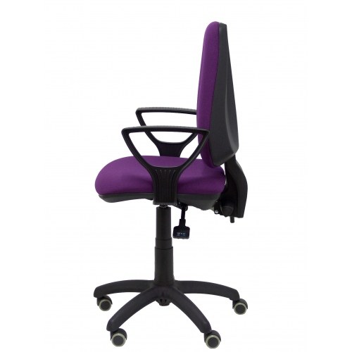 Silla Elche S bali morado brazos fijos ruedas de parqué