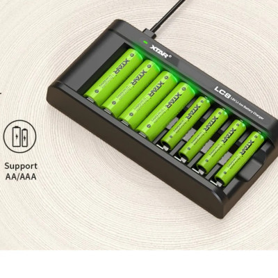 Cargador Baterias Li-Ion tipos AA, AAA, R03, R06 XTAR-LC4-1.5V 8 Celulas