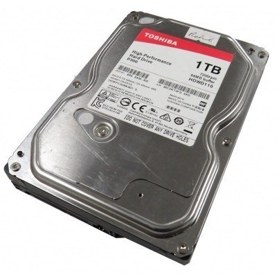 Disco duro interno hdd toshiba hdwd110 1tb 3.5pulgadas sata 7200rpm 6gb - s 64mb