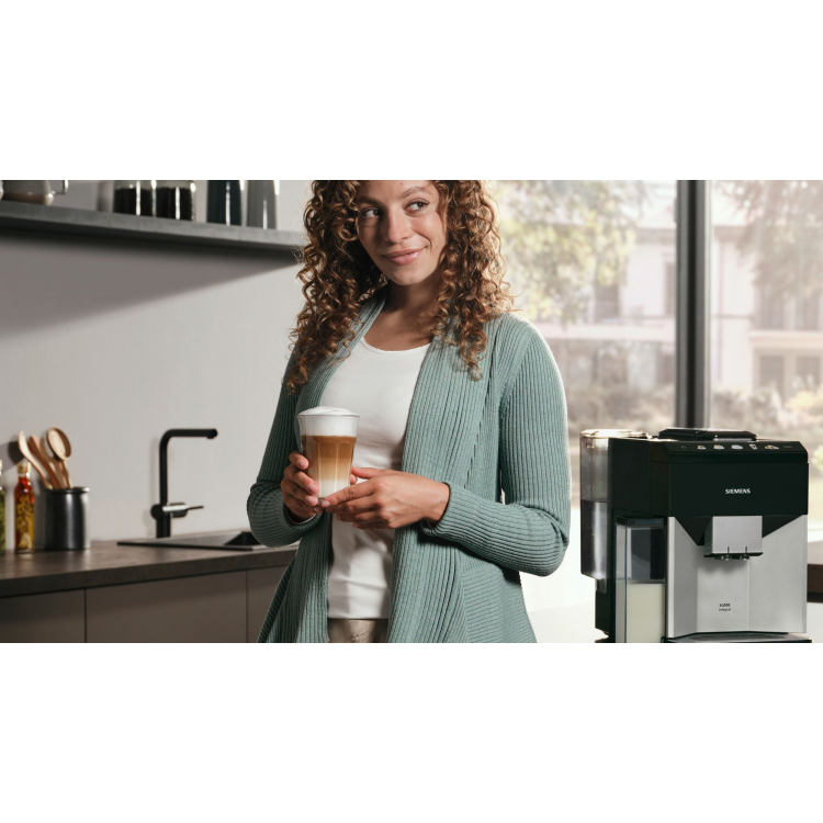 Siemens TQ513R01 - Cafetera superautomática, Plateado - Negro