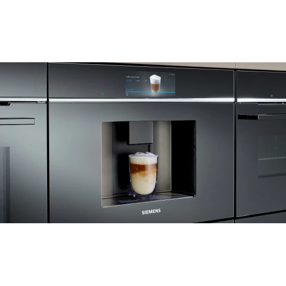 Cafetera superautomática integrable Siemens CT718L1B0 iQ700, depósito de 2,4 litros, Home Connect, negra - imagen 2