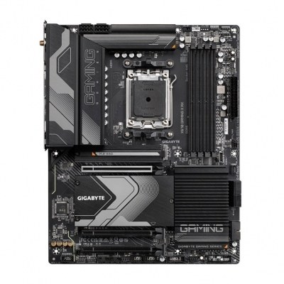 Placa base gigabyte x670 gaming x ax am5 atx 4xddr5