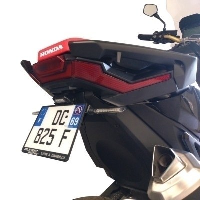 Portamatrículas Honda X-ADV negro C8-SPH032