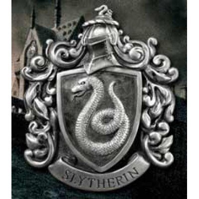 Escudo de pared the noble collection harry potter casa slytherin resina 20 x 28 cm