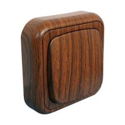 Interruptor Superficie 10A/250Vac MADERA