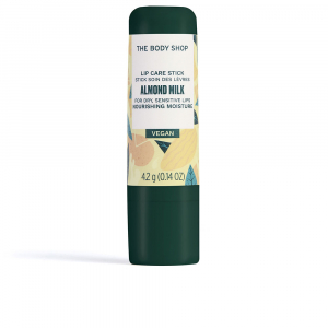 ALMOND MILK barra labial 4,2 gr