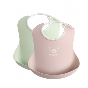 Pack Baberos BabyBjörn, 2 unidades Color: Verde Pastel/Rosa Pastel, Tamaño: Babero Pack de 2 unidades