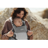 Babero para Mochila Porta Bebé Harmony BabyBjörn Color: Gris Claro