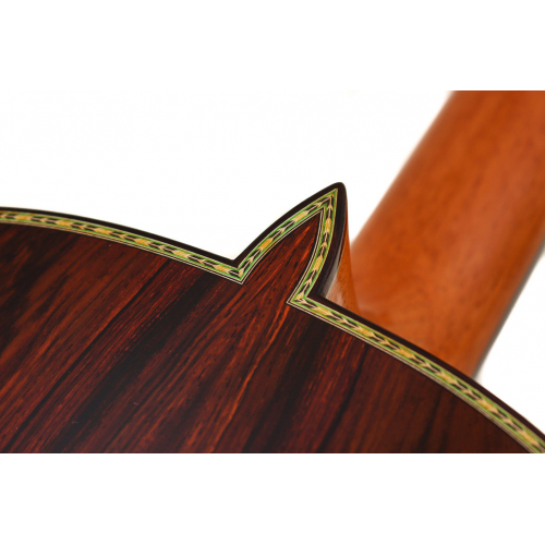 ROYAL cedar