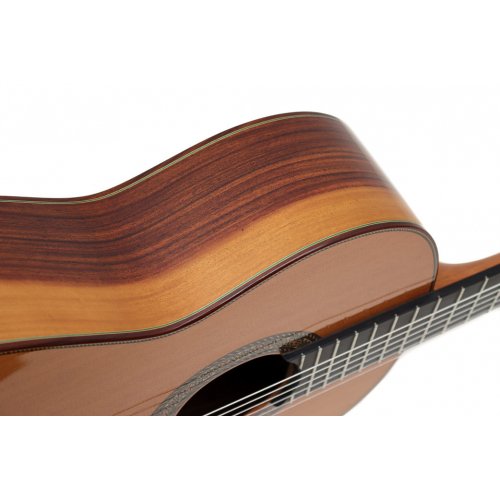Modelo 12 - 640 cedro