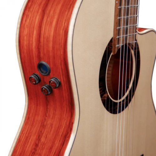 Green Sustain Cutaway E8
