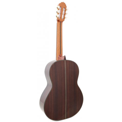 2M 640 spruce