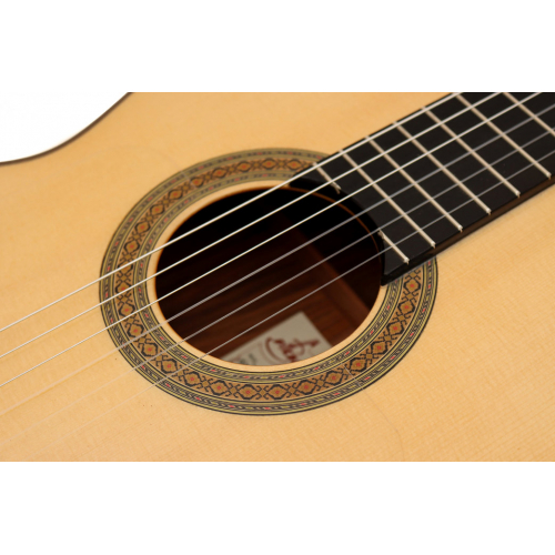 Modelo 60F Negra Pau Ferro