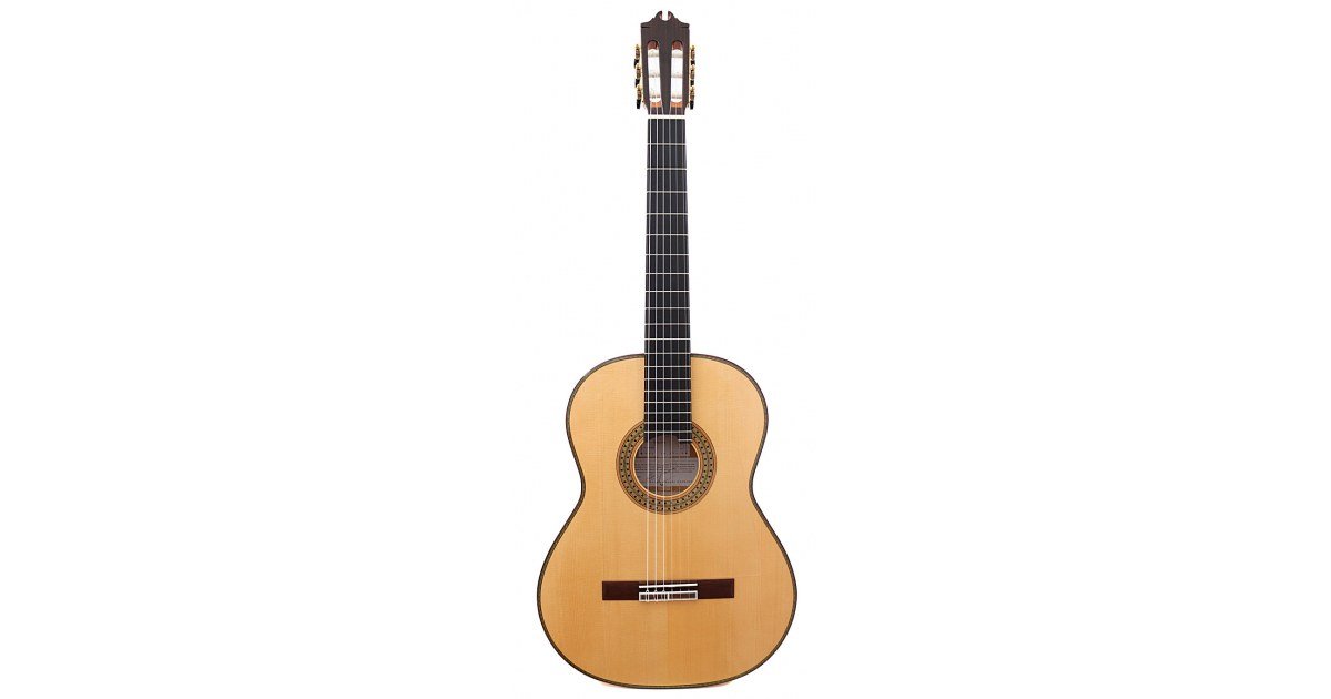 Hermanos camps guitars top