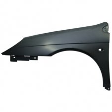 ALETA DELANTERA CON ORIFICIO DE INTERMITENTE