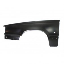 ALETA DELANTERA CON ORIFICIO DE INTERMITENTE Y MOLDURA