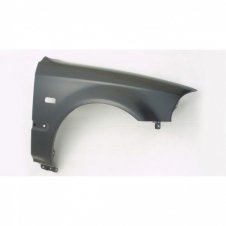 ALETA DELANTERA CON ORIFICIO DE INTERMITENTE Y MOLDURA