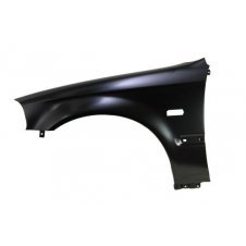 ALETA DELANTERA CON ORIFICIO DE INTERMITENTE Y MOLDURA