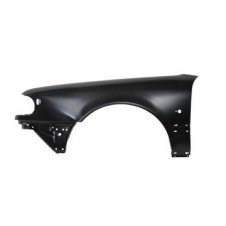 ALETA DELANTERA CON ORIFICIOS DE INTERMITENTE