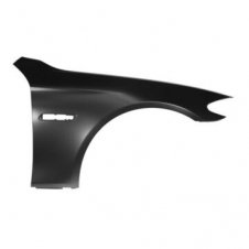 ALETA DELANTERA CON ORIFICIO DE INTERMITENTE