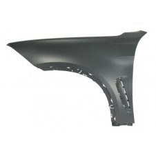 ALETA DELANTERA CON ORIFICIOS DE MOLDURAS