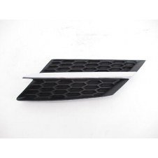 REJILLA LATERAL NEGRA CON CROMADO