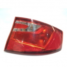 PILOTO TRASERO EXTERIOR (HELLA)