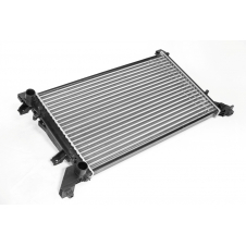 RADIADOR 2.3 GASOLINA-2.5-2.8 TDI MANUAL (679x399x26)