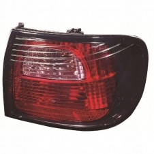 PILOTO TRASERO 4 PUERTAS EXTERIOR(E)