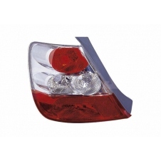 PILOTO TRASERO 3 PUERTAS (E)