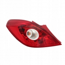 PILOTO TRASERO 3 PUERTAS (E)