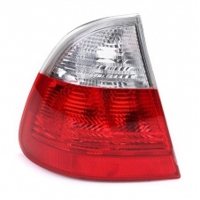 PILOTO TRASERO EXTERIOR (FAMILIAR) BLANCO (E)