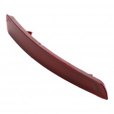 REFLECTOR DE PARACHOQUES TRASERO (BERLINA-H/B)