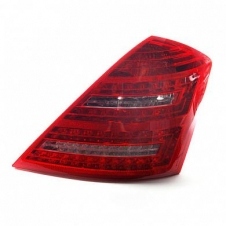 PILOTO TRASERO 09- (E)