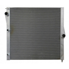 RADIADOR 4.4 (50i) GASOLINA - 3.0 (50d) DIESEL (585x580x32) (TODO ALUMINIO) (BEHR ALTERNATIVE)