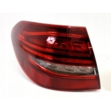 PILOTO TRASERO EXTERIOR FAMILIAR FULL LED (E)