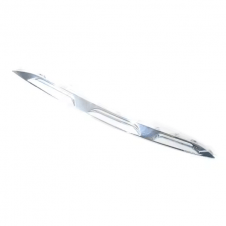 MOLDURA INFERIOR SATINADA PARA PARACHOQUE DELANTERO(AMG-LINE)