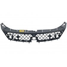 SOPORTE CENTRAL PARA PARACHOQUE DELANTERO (PLASTICO) 23-
