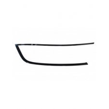 MOLDURA FARO DELANTERO(NEGRO BRILLANTE) (GS LINE)
