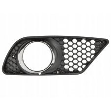 REJILLA LATERAL PARACHOQUE DELANTERO CON MARCO CROMADO(AMG-LINE)