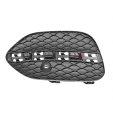 REJILLA PARACHOQUE DELANTERO(SENSOR) (CON AGUJERO DE MOLDURA)