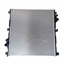 RADIADOR 3.0 GASOLINA/HÍBRIDO - 3.0 DIÉSEL/HÍBRIDO AUTOMÁTICO (625x663x36)
