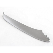 MOLDURA SUPERIOR PLATEADA PARA REJILLA DEL PARACHOQUES DELANTERO 2013-